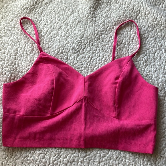 SHEIN Two Piece Crop Top & Pants - Picture 3 of 9